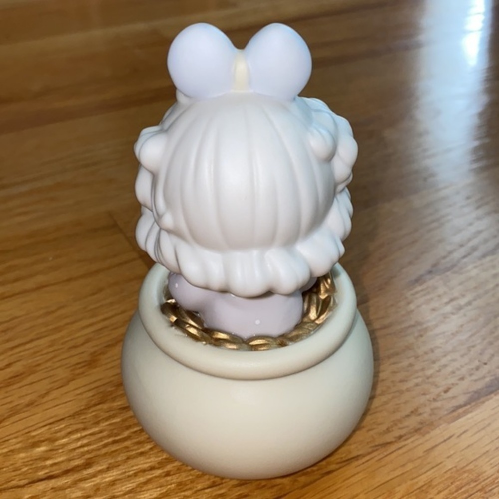 Precious Moments “You Are The End Of My Rainbow” Figurine - Picture 4 of 7